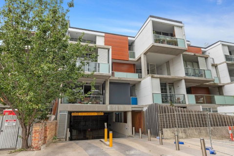 Fitzroy North 1-Bed With Balcony By Edinburgh Park - Accommodation Mt Buller 4