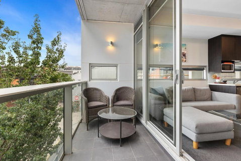 Fitzroy North 1-Bed With Balcony By Edinburgh Park - Accommodation Mt Buller 3