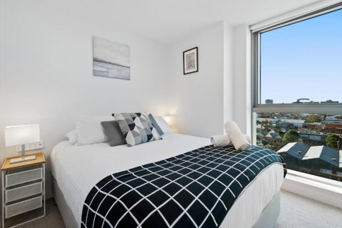 FLEMINGTON - Melbourne City Views - Accommodation Mt Buller 2