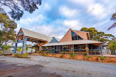 Great Western Motel Norseman - Accommodation Mt Buller 1