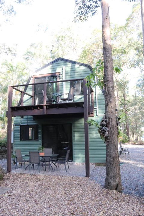 GREEN TREES CHALET Australia Zoo Close By - Accommodation Mt Buller 1