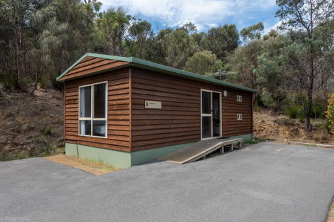 Hobart Bush Cabins - Accommodation Mt Buller 1