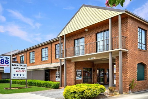 Holbrook Town Centre Motor Inn - Accommodation Mt Buller 3