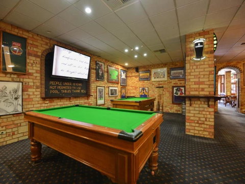 Albion Hotel - Accommodation Mt Buller 2