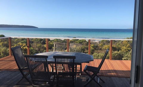 Alchemy On Island Beach - Accommodation Mt Buller 1