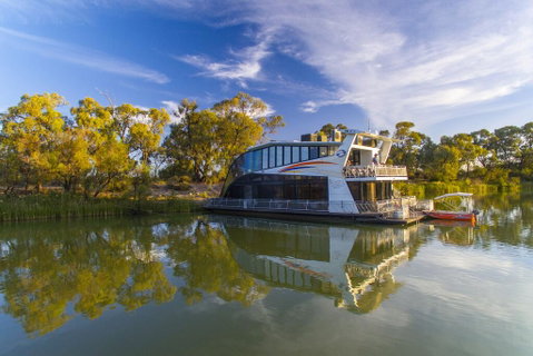 All Seasons Houseboats - Accommodation Mt Buller 2