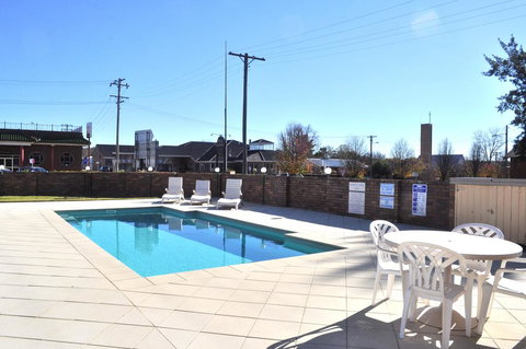 All Travellers Motor Inn - Accommodation Mt Buller 1