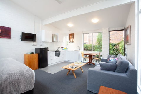 Apartments On Elsmere - Accommodation Mt Buller 3