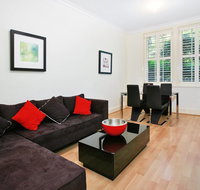Art Deco in the Cul-de-Sac - Spacious Executive 1BR Potts Point Apartment in Quiet Cul-de-Sac - Accommodation Mt Buller