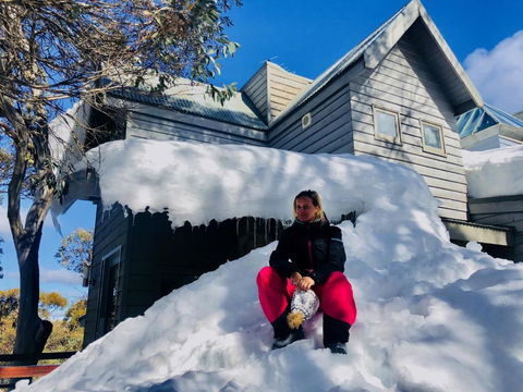 Luxury 3-Bed Ski Villa, 450m To Chairlift & Slopes - Accommodation Mt Buller 2