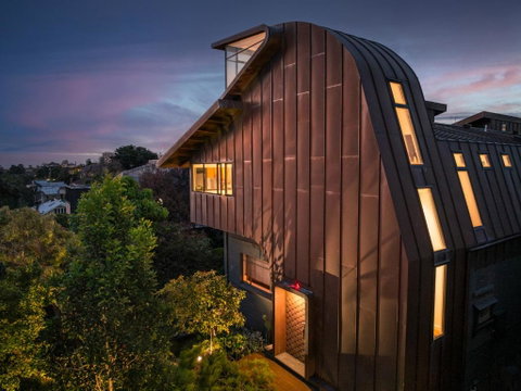 Modern St Kilda Apartment - Accommodation Mt Buller 0