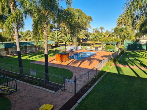 Motel Riverina - Accommodation Mt Buller 0