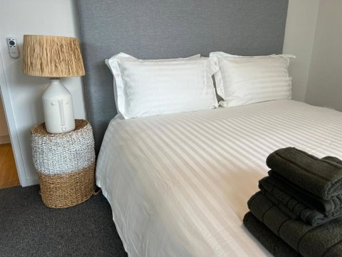 NEW BOUTIQUE 1bd Apt - Accommodation Mt Buller 3
