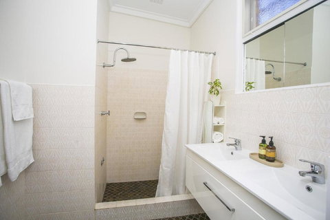 NOR214 - Northstead Coastal Charm - Accommodation Mt Buller 3