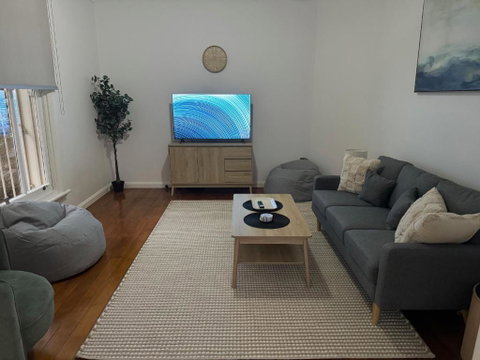 One Bed Apartment - Coogee Beach - Accommodation Mt Buller 1
