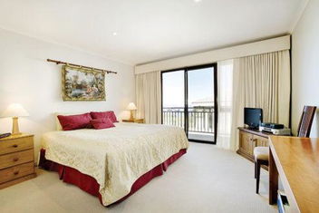 Pension Grimus Zurs Suite with Accommodation Mt Buller