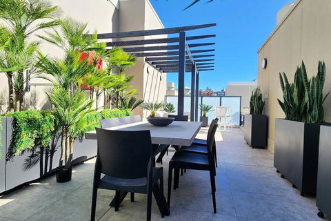 Penthouse With Private Terrace, Parking + 2 Pools - Accommodation Mt Buller 1