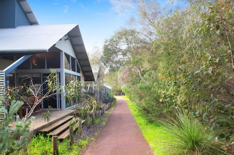 PEPPY TREE HOUSE - Accommodation Mt Buller 1