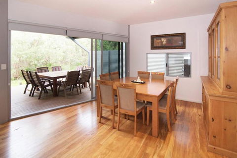 PEPPY TREE HOUSE - Accommodation Mt Buller 2
