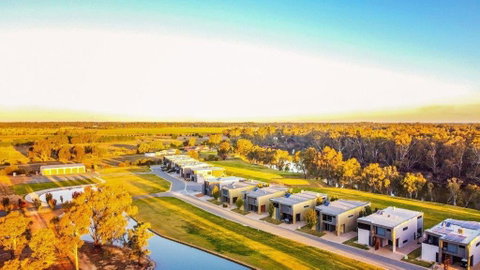 Perricoota Waters - Echuca Holiday Homes - Accommodation Mt Buller 2