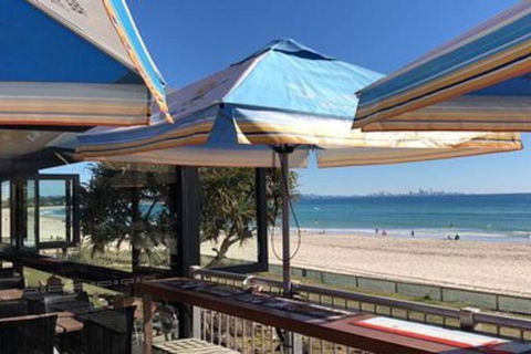 PET FRIENDLY & Super Central Retro Beach Pad! - Accommodation Mt Buller 2
