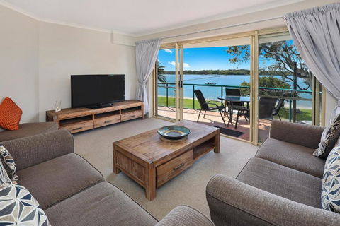 PICNIC7- PICTURE PERFECT PICNIC POINT - Accommodation Mt Buller 0