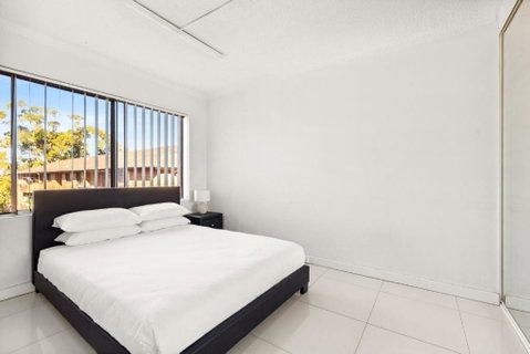 Polished 2-Bed Unit In The Heart Of Parramatta - Accommodation Mt Buller 3