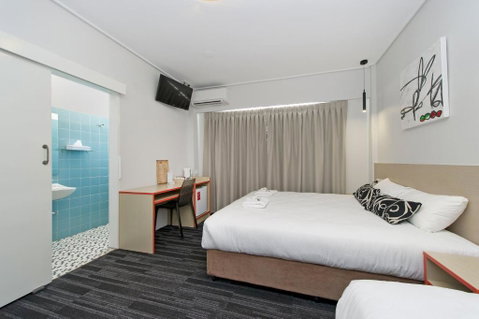 Prince Of Wales Hotel - Accommodation Mt Buller 3