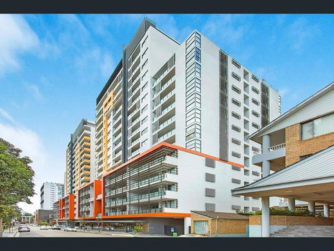 Private Room With Shared Washroom Only In 3bhk Apartment - Accommodation Mt Buller 0