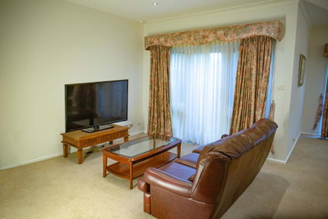 Pyne House - Accommodation Mt Buller 3