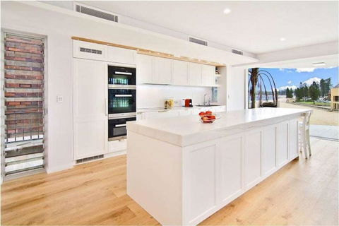 Queenscliff Penthouse - Beachfront - Accommodation Mt Buller 1