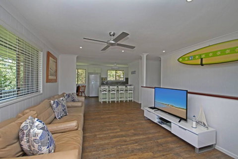 Red Door Beach House - Accommodation Mt Buller 3