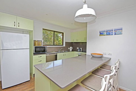 Red Door Beach House - Accommodation Mt Buller 1