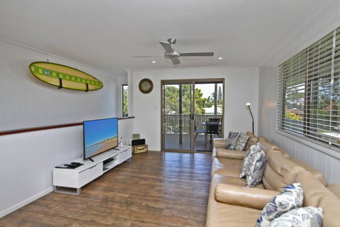 Red Door Beach House - Accommodation Mt Buller 2