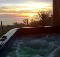 Award Winning Beach Front Retreat - Accommodation Mt Buller