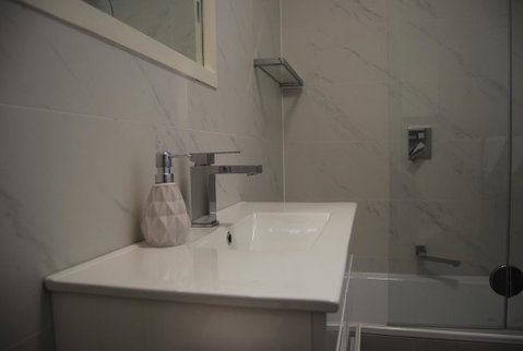 Balcony Retreat Apartment By Ready Set Host - Accommodation Mt Buller 1