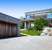Bay Vista - Amazing Bay Views with the beach at your doorstop - Accommodation Mt Buller