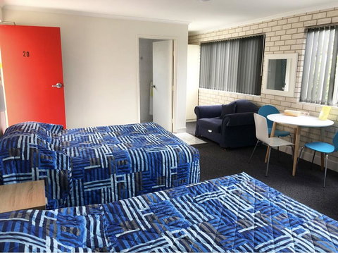 Beach Park Motel - Accommodation Mt Buller 2