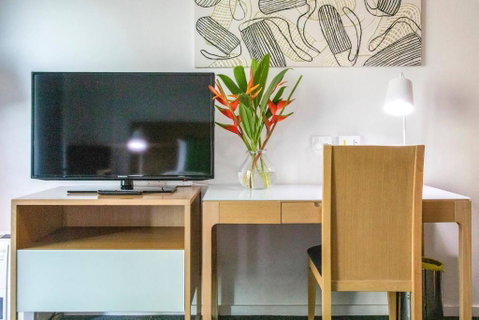 Resort-Style Sister Studios - Double Delight In The CBD - Accommodation Mt Buller 1