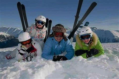 Refined 3 Bedroom Alpine Retreat, 450m From Ski Lifts And Slopes - Accommodation Mt Buller 1