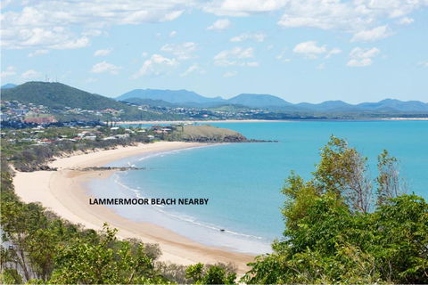 RELAX @48 CLOSE TO BEACH Sleeps 7 - Accommodation Mt Buller 1