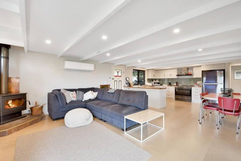 Relax At Goughs Bay - Accommodation Mt Buller 2