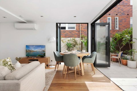 Relaxed Beachside Townhouse - Accommodation Mt Buller 1