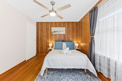 Retro Retreat - Mornington - Accommodation Mt Buller 3