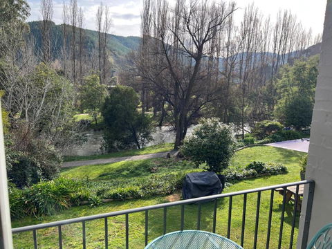 Riverbank Park MOTEL - Accommodation Mt Buller 3