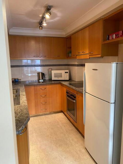 RIVERSIDE CITY VIEW PARKING NETFLIX WIFI WINE FREE - Accommodation Mt Buller 2