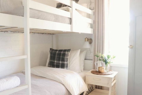 Rustic Chic 200 Metres From CBD - Accommodation Mt buller 1