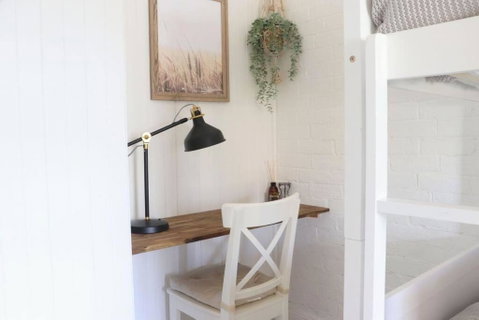 Rustic Chic 200 Metres From CBD - Accommodation Mt buller 2