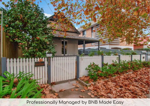 Rose Cottage - Stroll To CBD, Leafy Setting - Accommodation Mt Buller 0