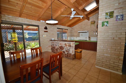 Rossys Retreat - Kalbarri WA - Accommodation Mt Buller 3